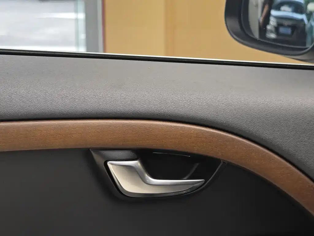 Volvo S80L 2015 — фото 9