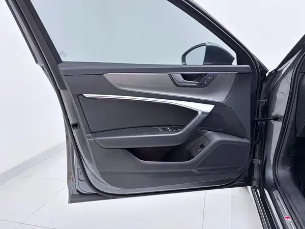 Audi A6L 2021