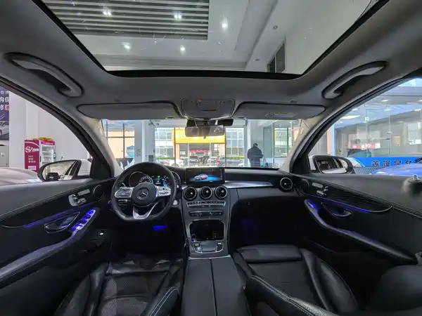Mercedes-Benz C-Class 2021