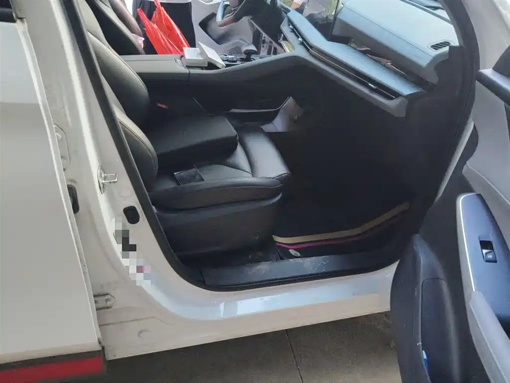 Changan CS75 PLUS 2022 — фото 20