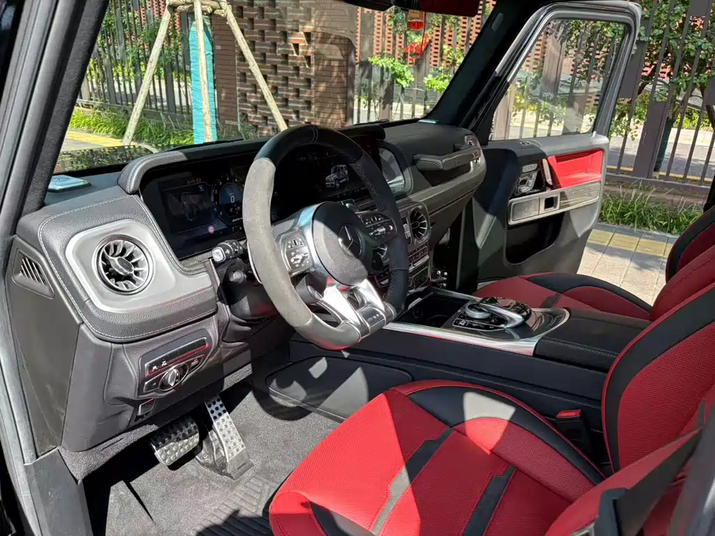 Mercedes-Benz G-Class AMG 2022 — фото 17