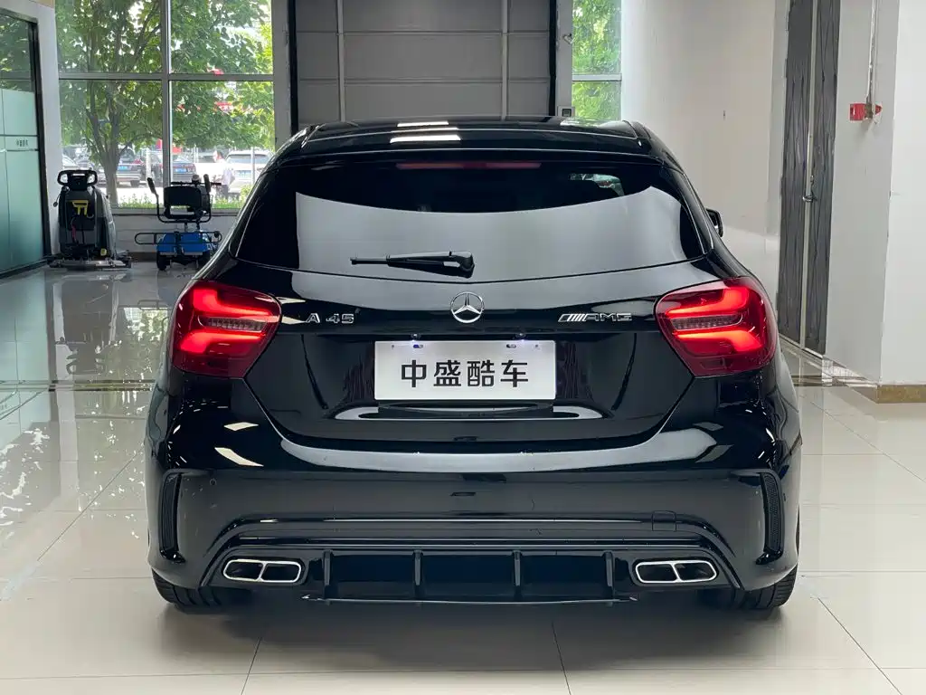 Mercedes-Benz A-Class AMG 2017 — фото 27