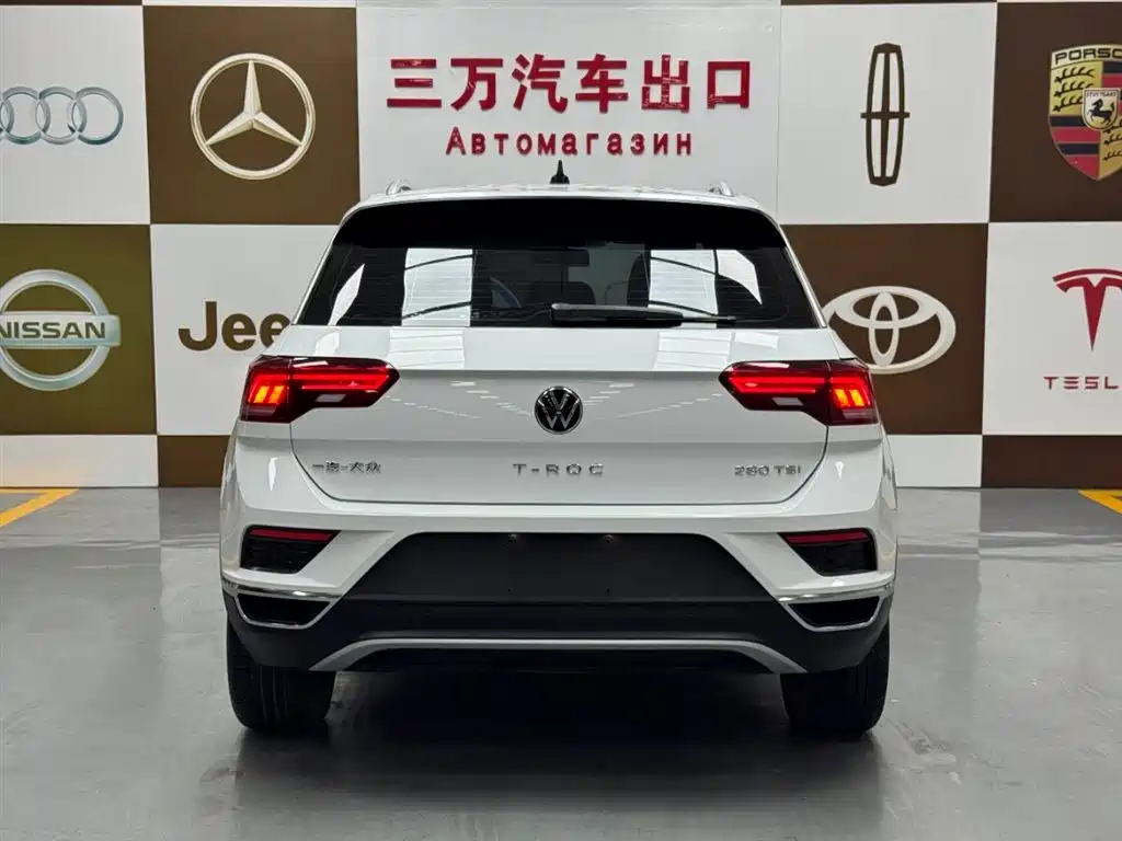 Volkswagen T-Roc 2023