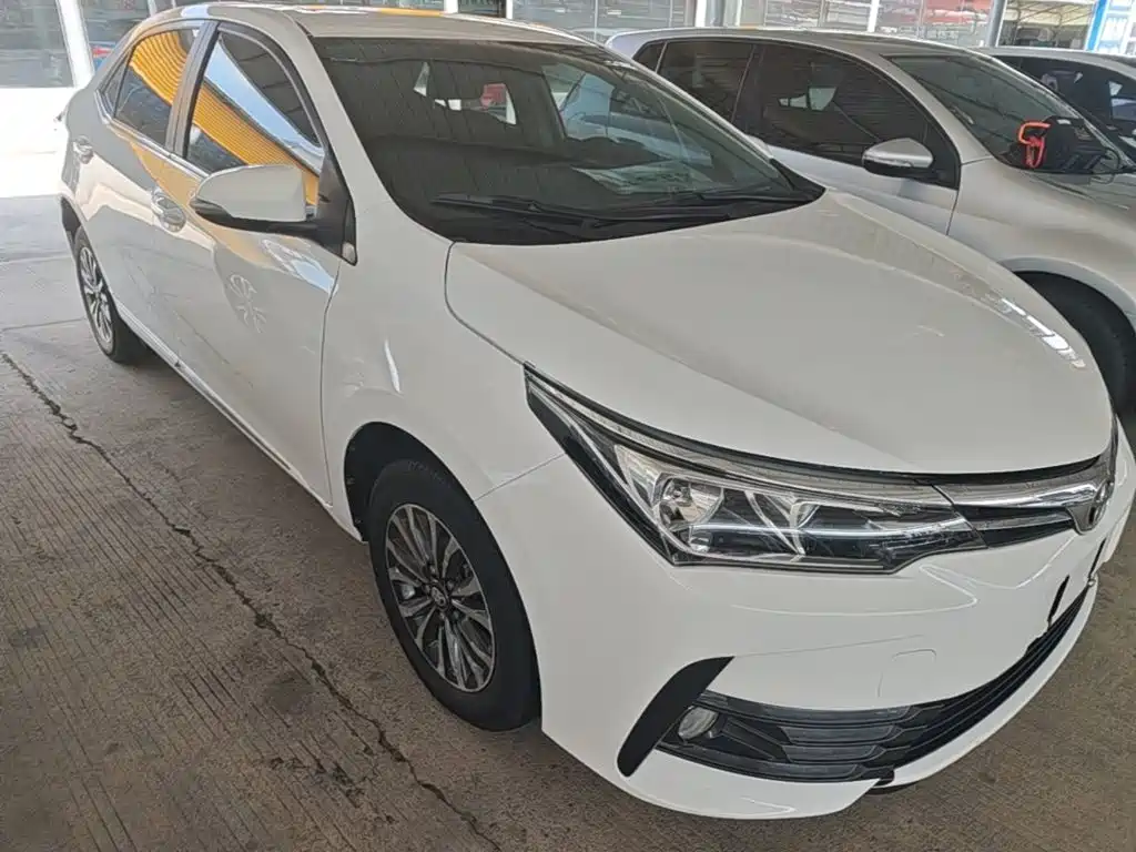 Toyota Corolla 2019 — фото 4