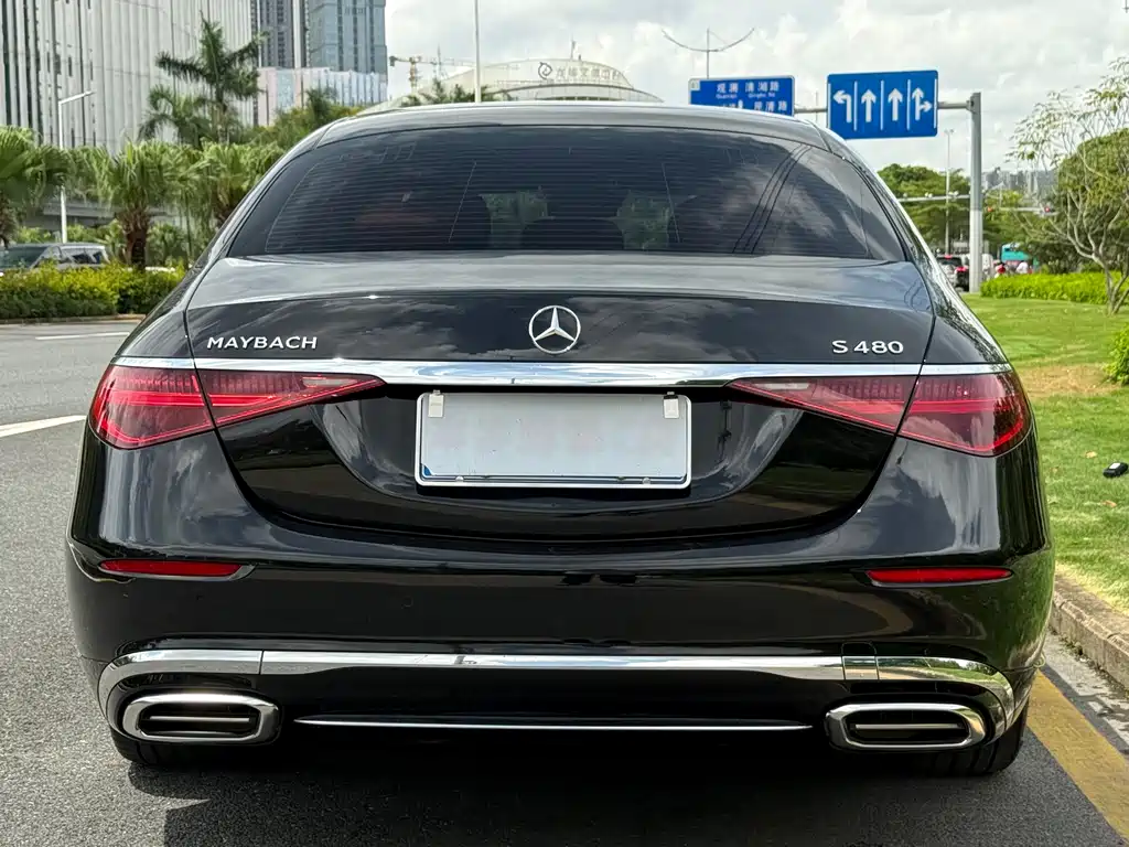 Mercedes-Benz S-Class 2024