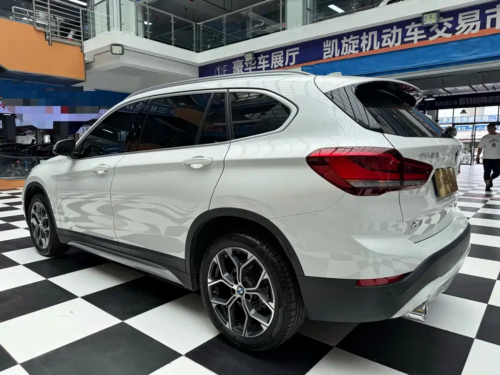 BMW X1 2022