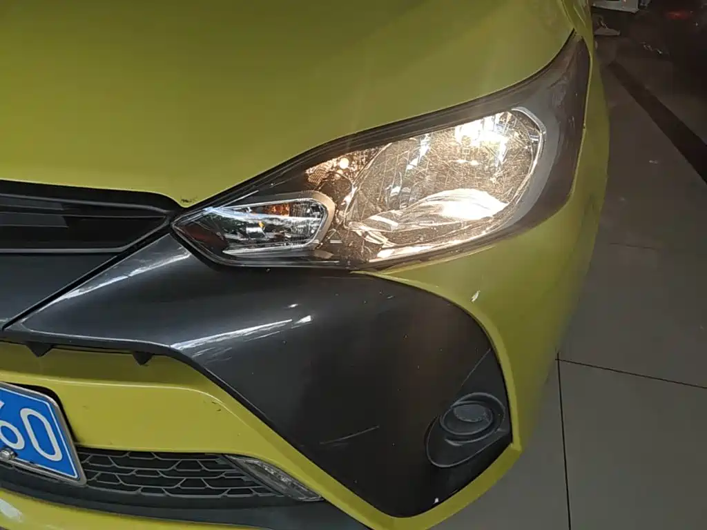 Toyota Yaris L 2017 — фото 24