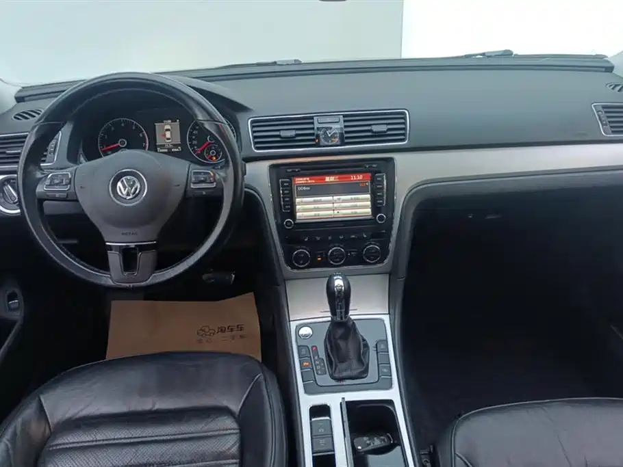 Volkswagen Passat 2015 — фото 12