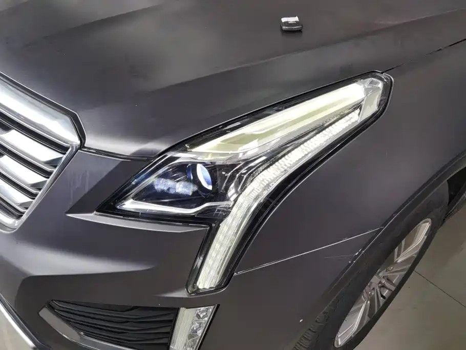 Cadillac XT5 2016 — фото 5