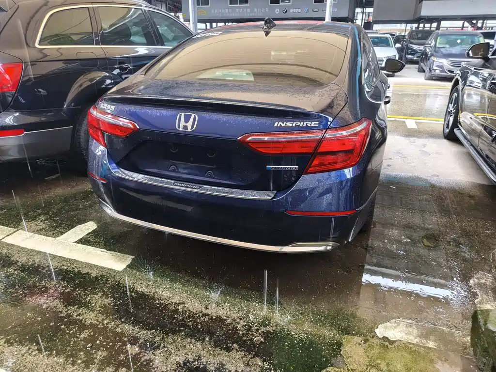 Honda Inspire 2020 — фото 16