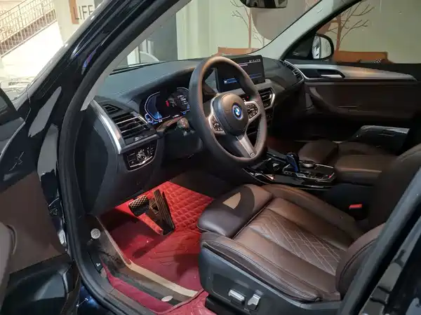 BMW iX3 2022