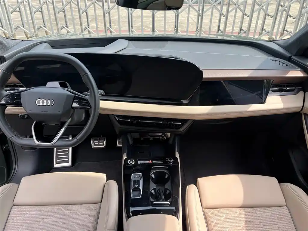 Audi Q6L E-Tron 2025 — фото 7