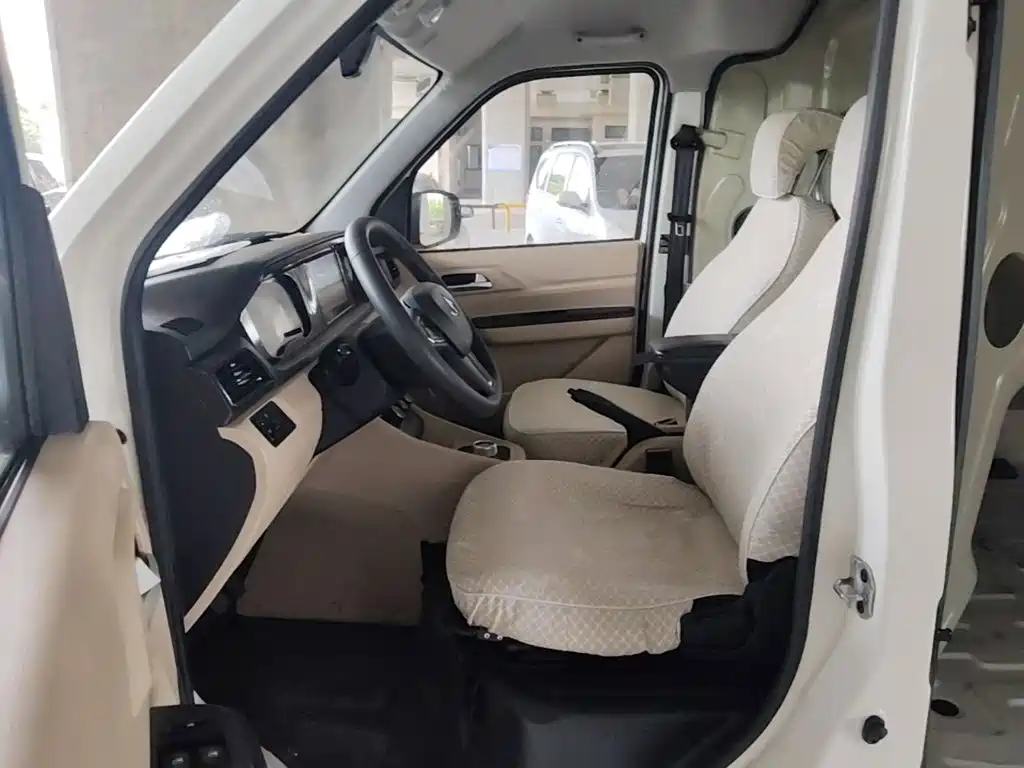 Changan Kuayue Star V7 EV 2023 — фото 15