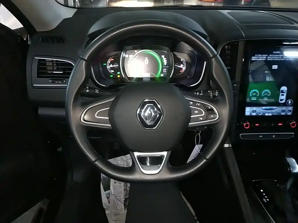Renault Koleos 2018 — фото 11