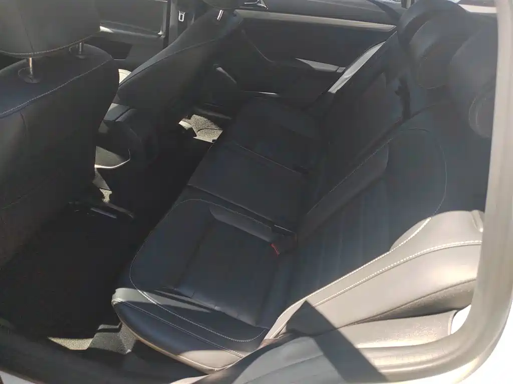 Volkswagen Gran Lavida 2018 — фото 14