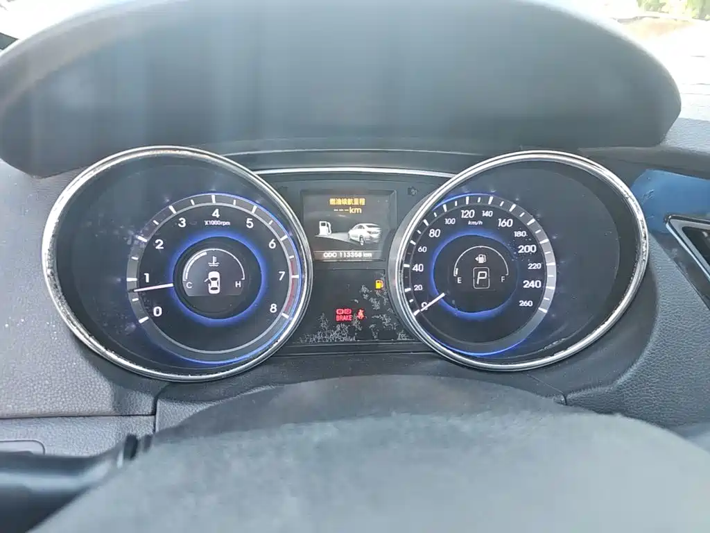 Hyundai Sonata 2016 — фото 12
