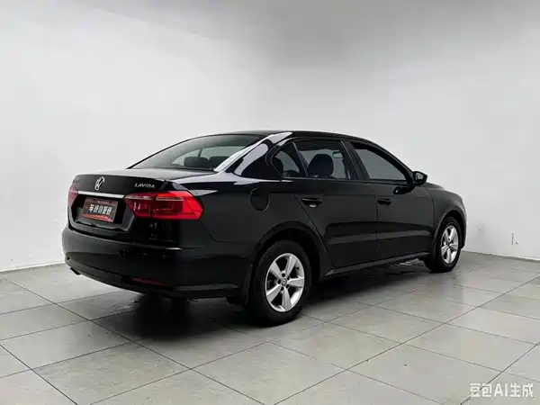 Volkswagen Lavida 2015