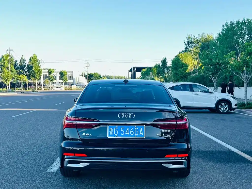 Audi A6L 2020