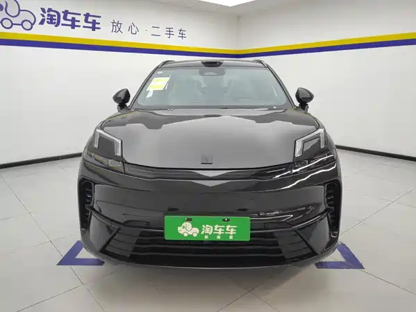 Lynk & Co 08 EM-P 2026