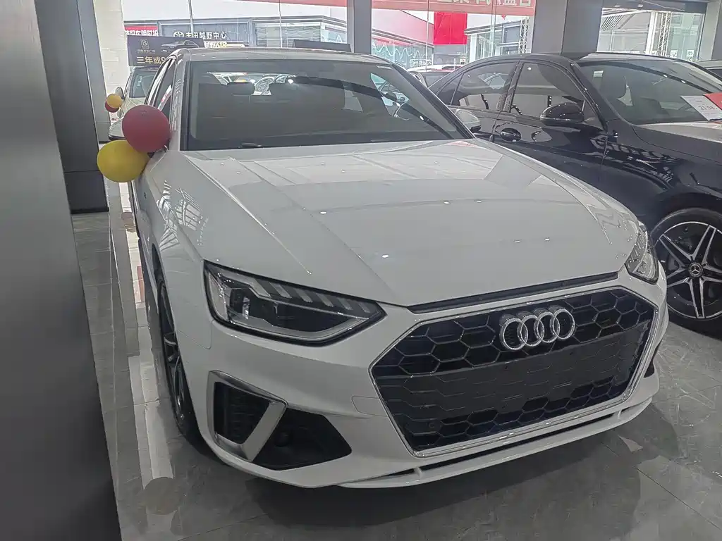 Audi A4L 2021