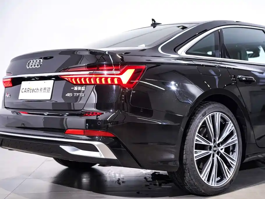 Audi A6L 2025 — фото 6