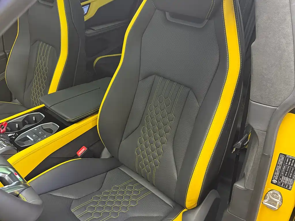 Lamborghini Urus SE — фото 5