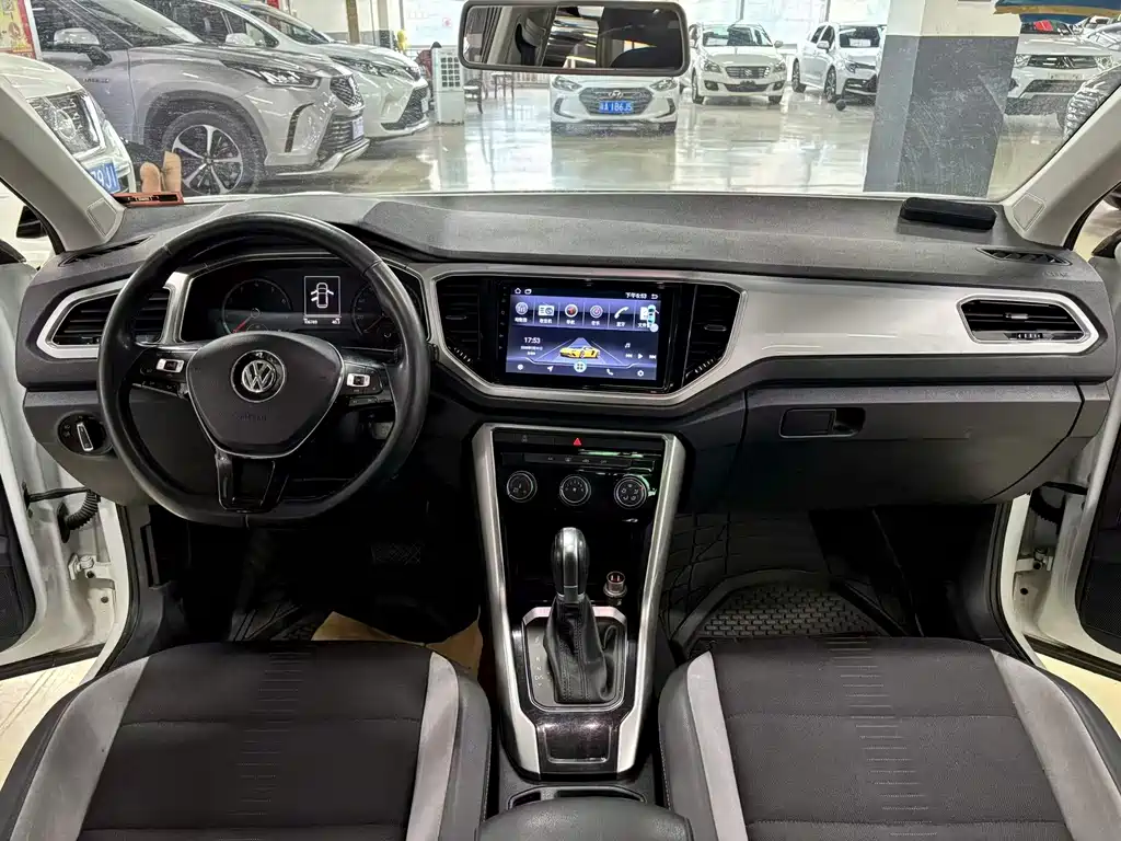 Volkswagen T-Roc 2020