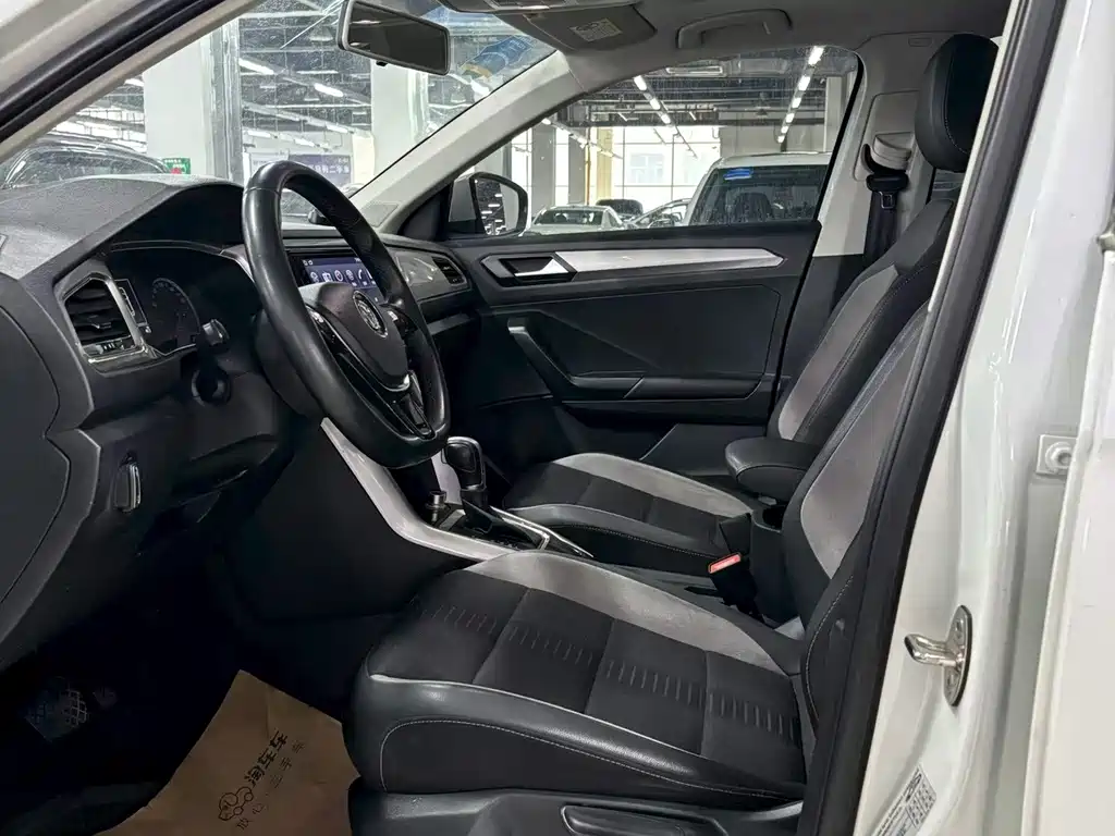 Volkswagen T-Roc 2020