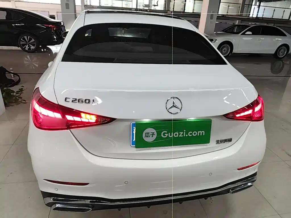 Mercedes-Benz C-Class 2024