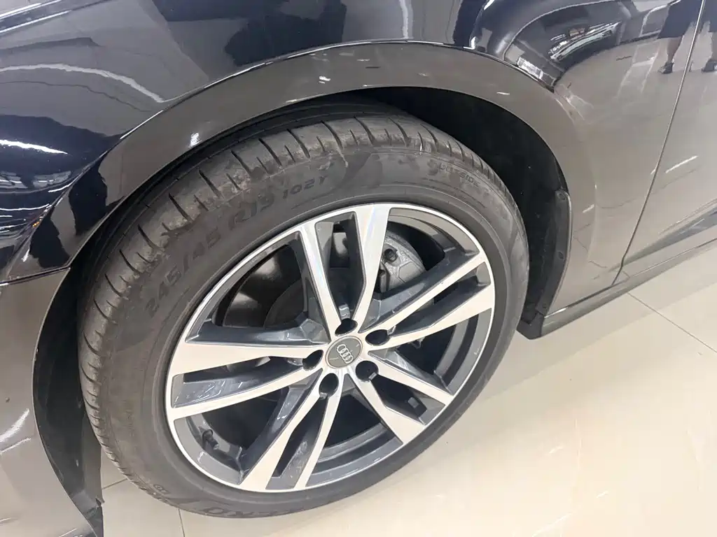 Audi A6L 2019