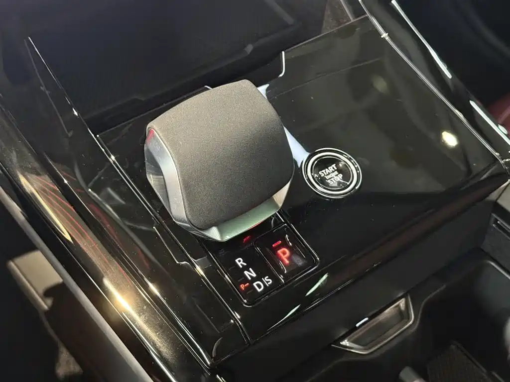 Land Rover Sport 2026 — фото 14