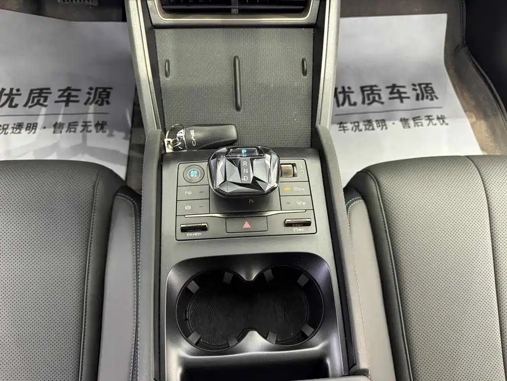 BYD Qin L 2025 — фото 17
