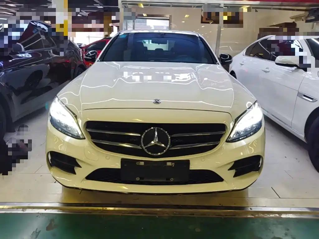 Mercedes-Benz C-Class 2020