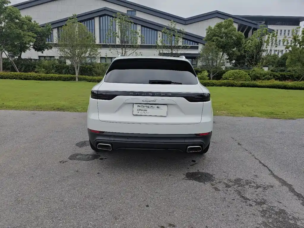 Porsche Cayenne 2019