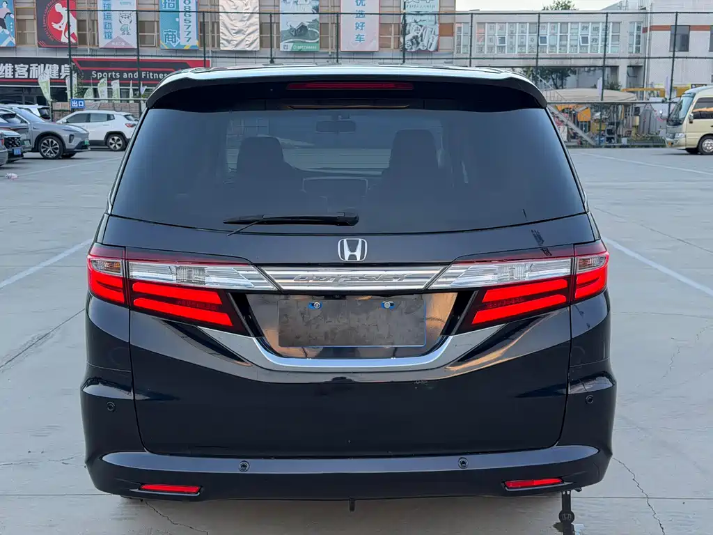 Honda Odyssey 2018 — фото 5