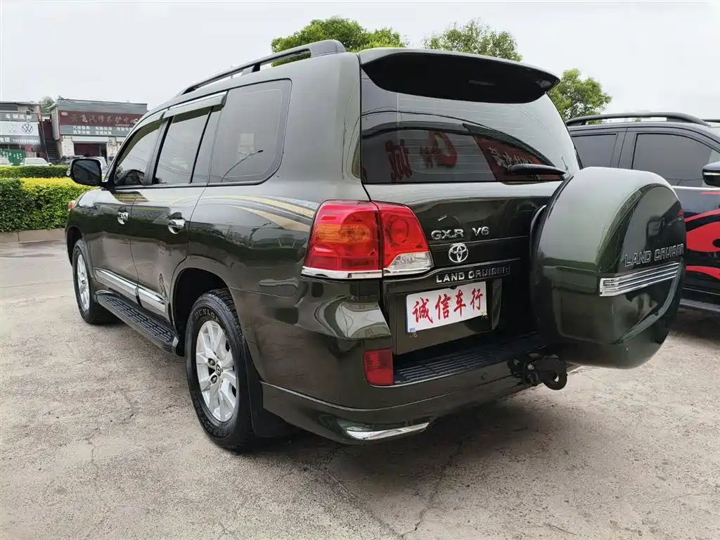 Toyota Land Cruiser 2015 — фото 6