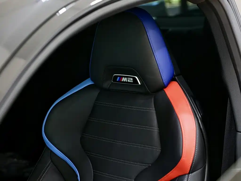 BMW M2 2024 — фото 8