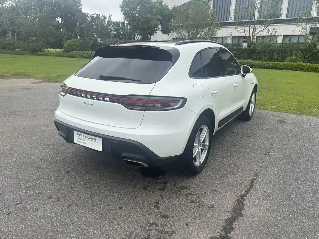 Porsche Macan 2023 — фото 5