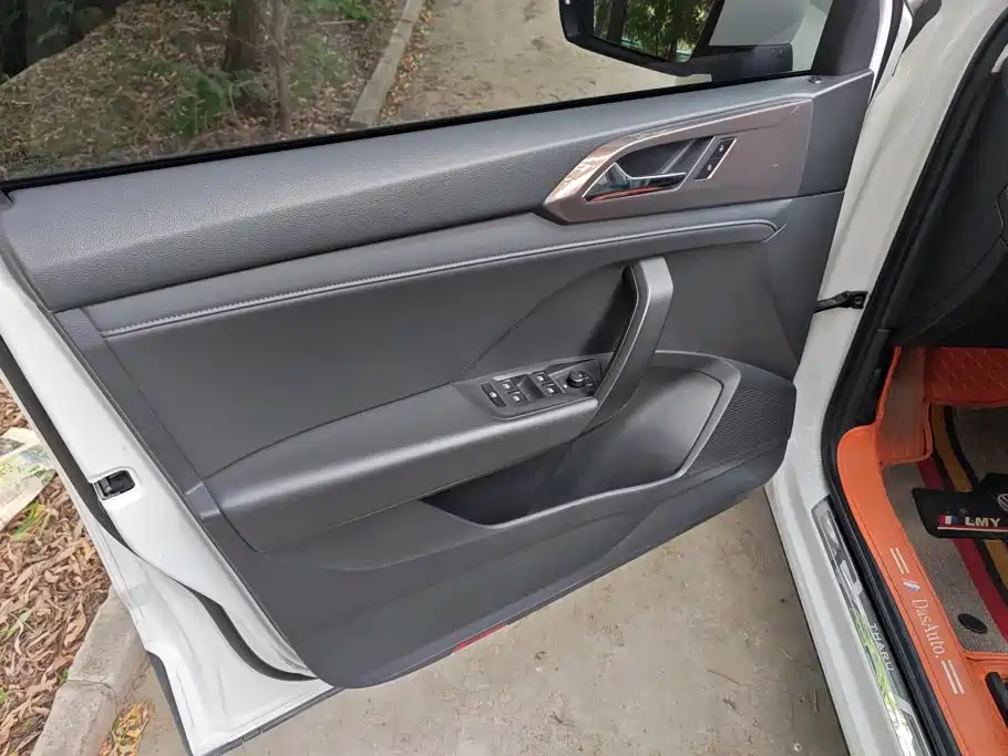 Volkswagen Tharu 2023