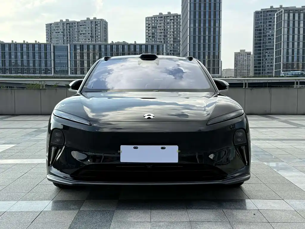 NIO ET5T 2025