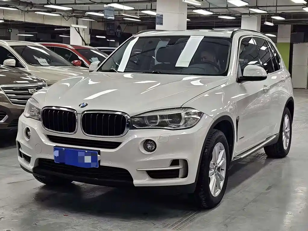 BMW X5 2016 — фото 1