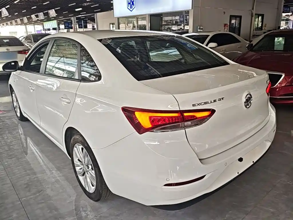 Buick Excelle 2020