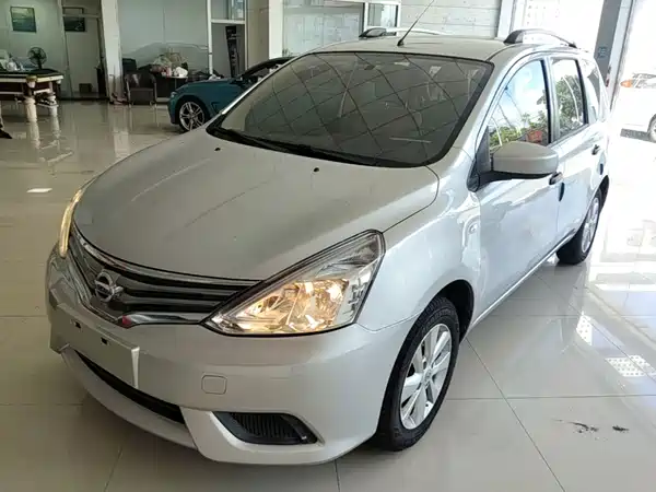 Nissan Livina 2018