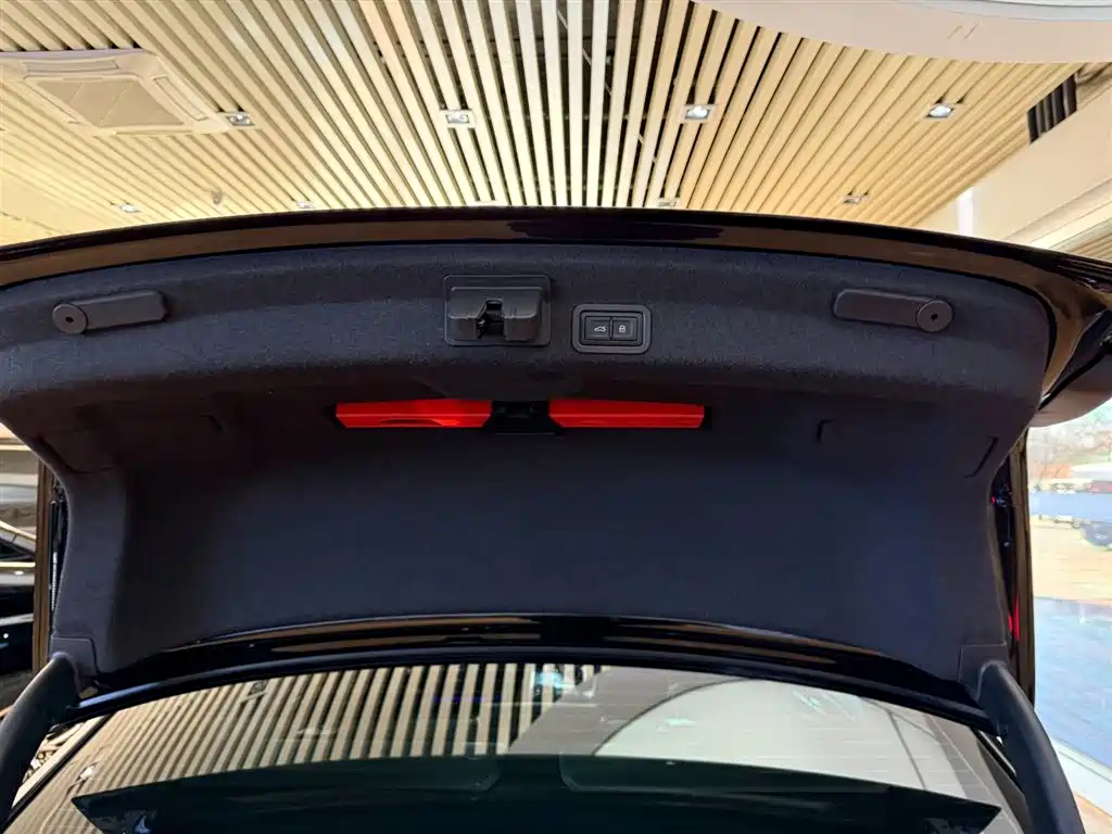 Audi A6L 2023 — фото 13