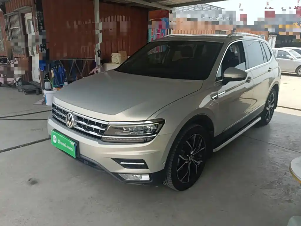 Volkswagen Tiguan L 2018 — фото 2