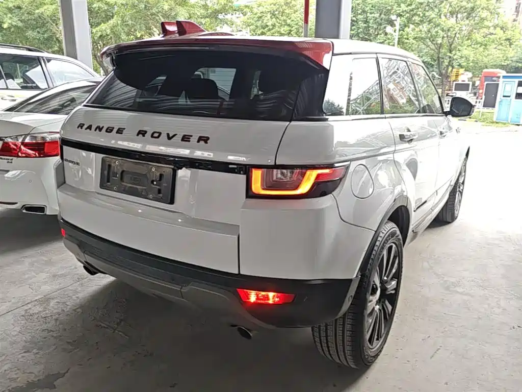 Land Rover Evoque 2018 — фото 7