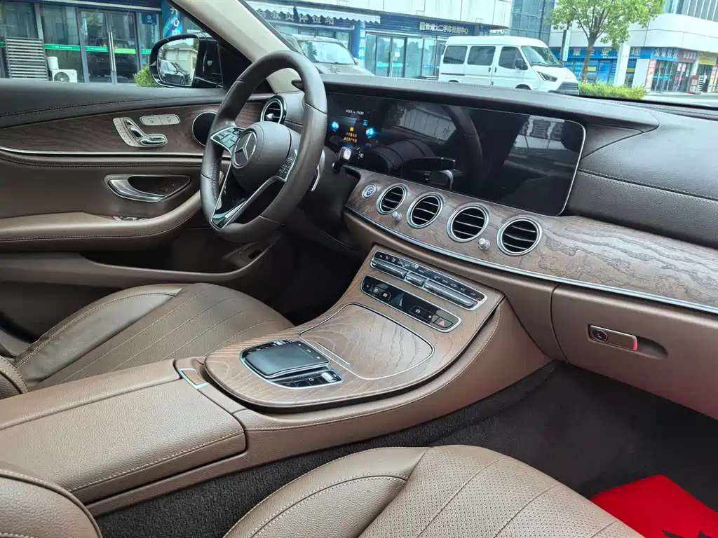 Mercedes-Benz E-Class 2020