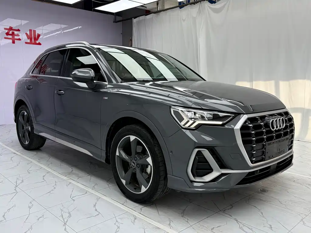 Audi Q3 2022