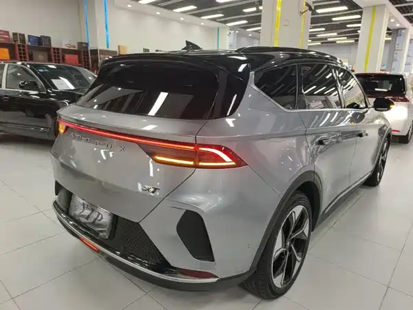 Arcfox Alpha T 2021