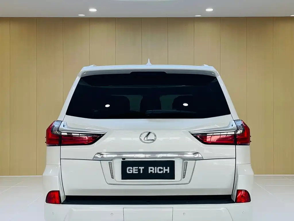 Lexus LX 2019 — фото 8